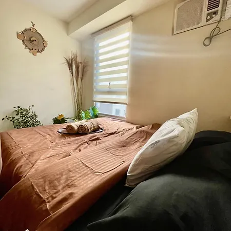 Cabin In Urban - Urban Deca Homes - Manila